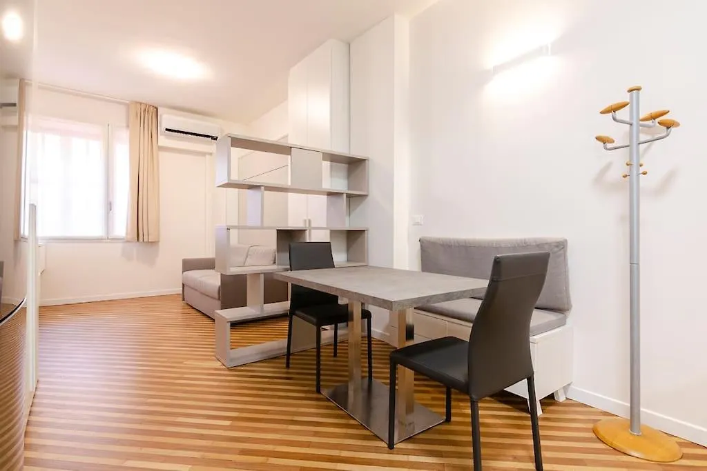 Toro Elegant Studio, In The Heart Of The City Bologna